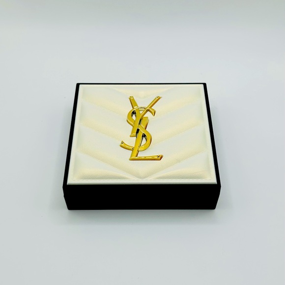 Yves Saint Laurent - Hyper Luminize Powder Highlighter - Picture 1 of 5